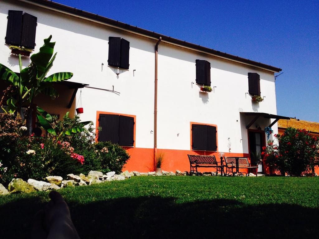 Agriturismo Hornos 努马纳 外观 照片